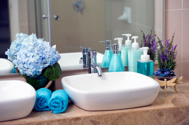 photo of a washstand and bathroom utensils